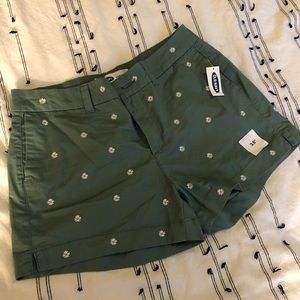 Cute embroidered shorts